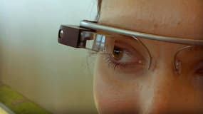 Les applications illégales des Google Glass commencent à inquiéter les parlementaires américains.