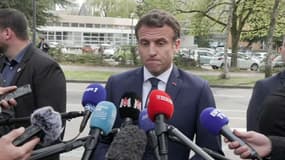 Emmanuel Macron face à la presse le 12 avril à Mulhouse.