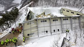 La salle de concert dont le toit s'est effondré sous le poids de la neige en Corée du Sud, le 18 février 2014.