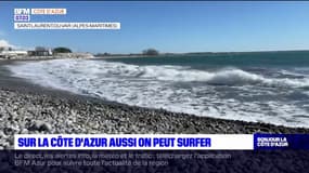 Alpes-Maritimes: les surfeurs profitent des rafales de vent à Saint-Laurent-du-Var