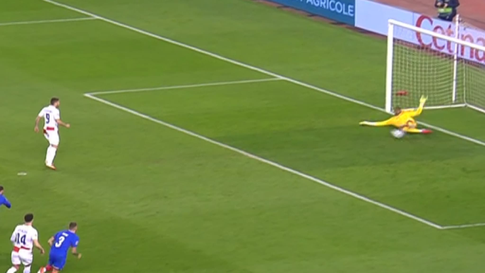 Le penalty stoppé par Maignan lors de Croatie-France, le 20/03/2025 Le penalty stoppé par Maignan lors de Croatie-France, le 20/03/2025