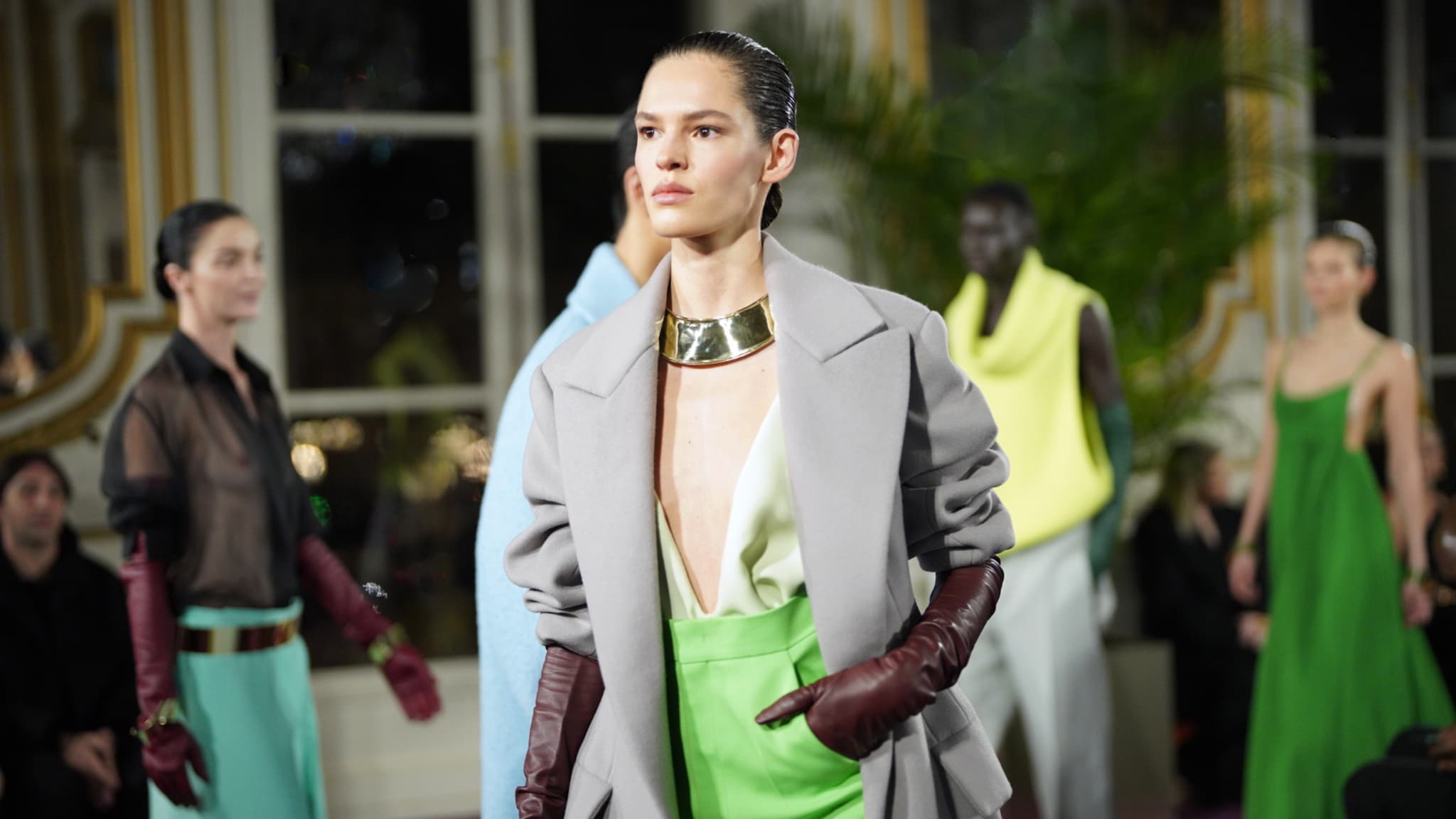 Valentino défilé couture printemps-été 2024. Valentino défilé couture printemps-été 2024.