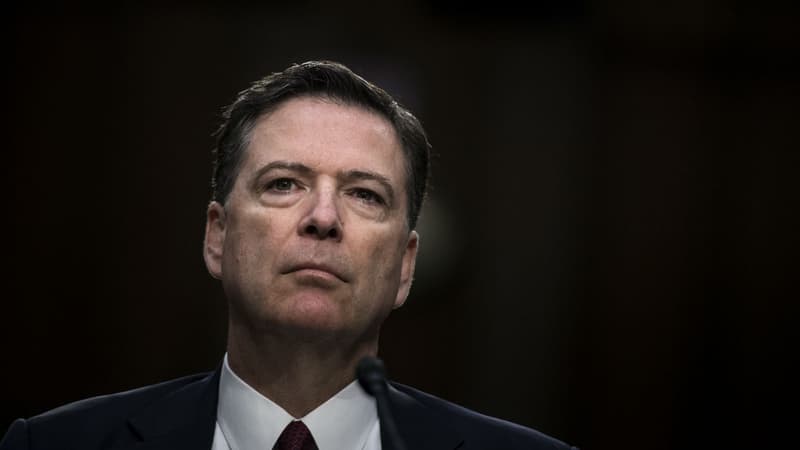 L'ex-directeur du FBI James Comey inculpé de "menace contre la vie" de Donald Trump