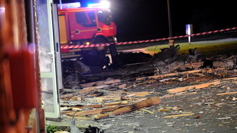 L'avion militaire, un Alpha Jet, s'est écrasé ce mercredi près de Tours.