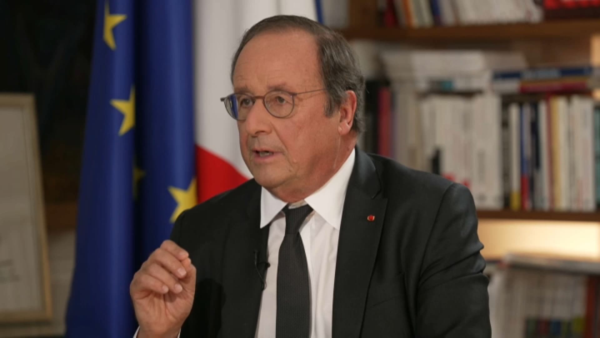 NOTE FITCH DÉGRADÉE: FRANÇOIS HOLLANDE ESTIME QUE "LA SITUATION DU PAYS EST INQUIÉTANTE"
