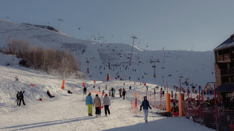 "Des réservations abondantes": les Pyrénées peuvent-elles détrôner les Alpes pour le ski en 2026?