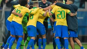 La joie des Brésiliens qualifiés en demi