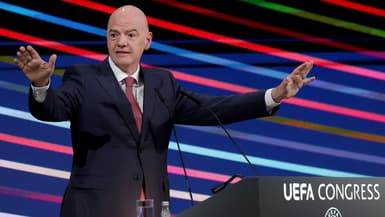 Gianni Infantino, lors du congrès de l'UEFA à Belgrade le 3 avril 2025