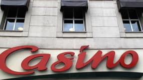 Casino se rapproche d'Auchan.