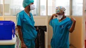 Des soignants dans une unité Covid de Guadeloupe (Illustration)