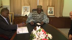 Issa Tchiroma Bakary, porte-parole du gouvernement camerounais, à Yaoundé le 24 février 2013.