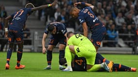 Kouyaté KO et aidé par Lecomte et ses coéquipiers de Montpellier, 31 mars 2023