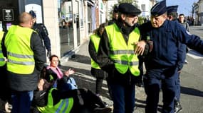 Des "gilets jaunes" dans le Nord. 