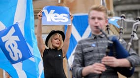 Des partisans du "oui" à l'indépendance écossaise, le 17 septembre, à Glasgow. 