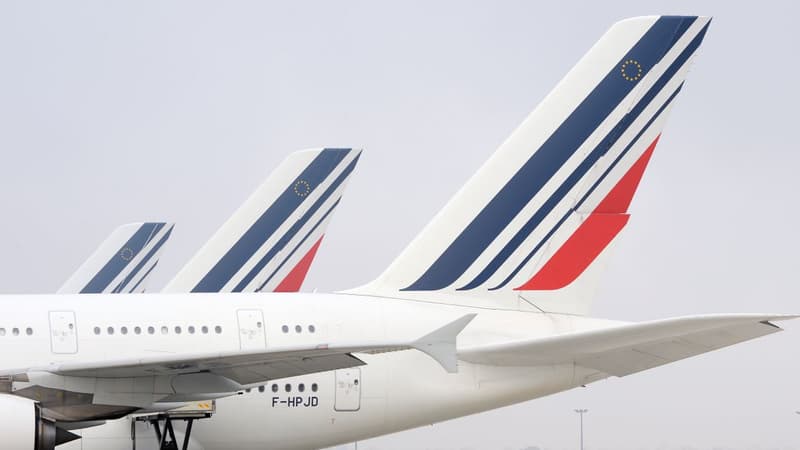 La direction d'Air France transmet ce projet ouvert à la signature