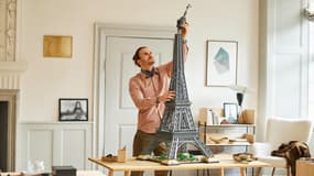 La reproduction de la Tour Eiffel en Lego mesurera 149 centimètres de haut. 