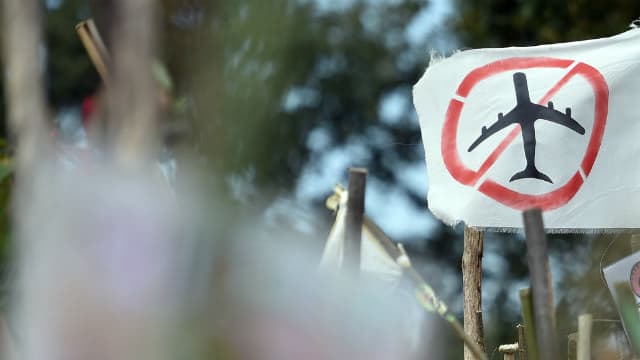 Une manifestation contre le projet d'aéroport de Notre-Dame-des-Landes le 8 octobre 2016