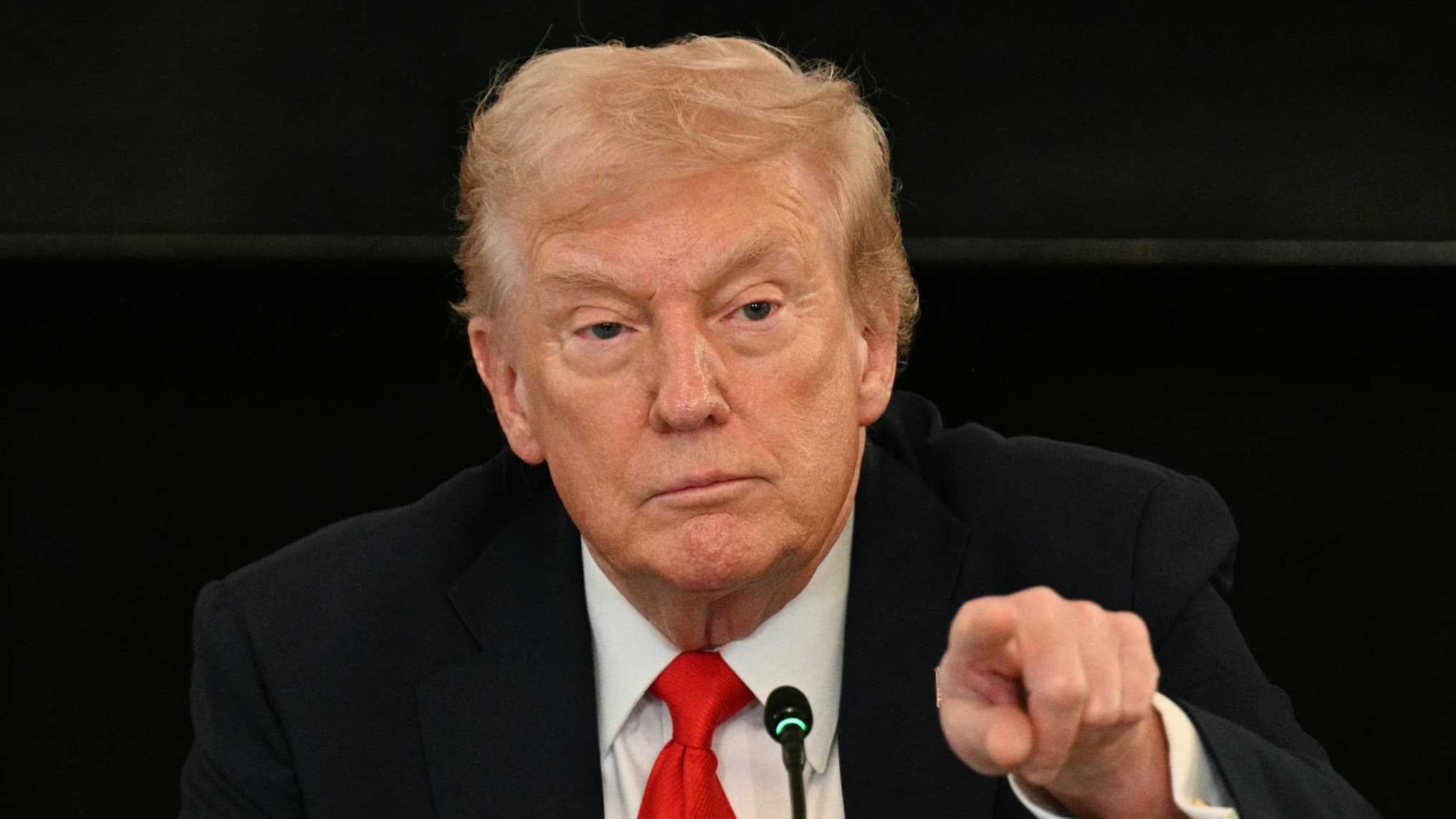 GUERRE À GAZA: DONALD TRUMP PENSE QUE LES OTAGES ISRAÉLIENS SERONT "DE RETOUR LUNDI"