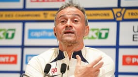 Luis Enrique, l'entraîneur du PSG, lors d'une conférence de presse en janvier 2024