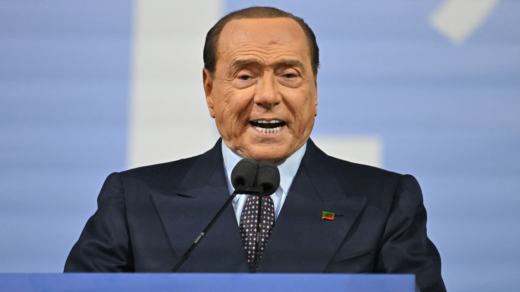 Silvio Berlusconi, ex Presidente del Consiglio italiano, è morto all’età di 86 anni