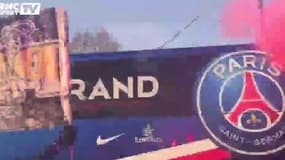 Le bus du PSG bloqué par les Ultras