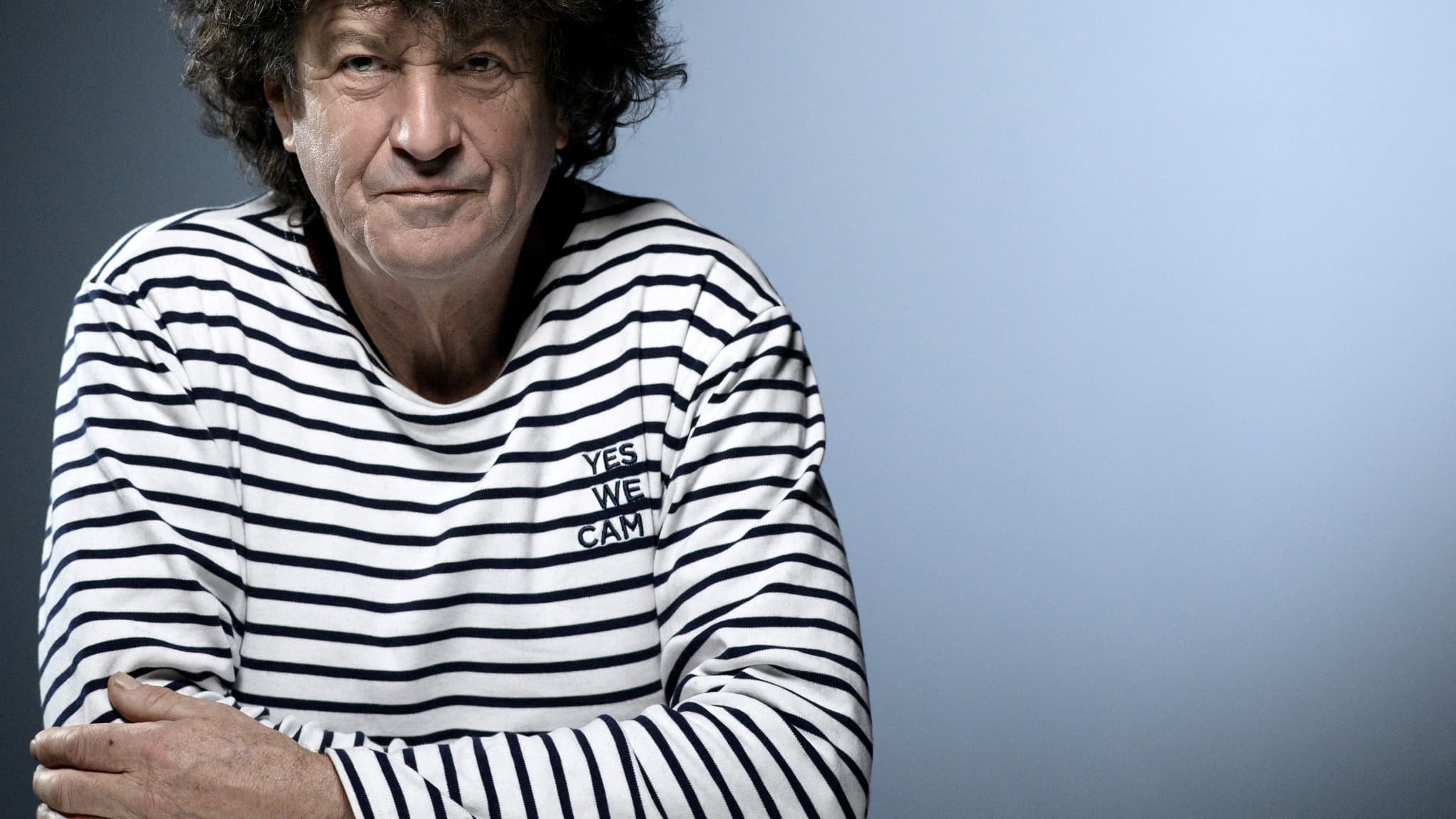 Jean Le Cam pose en marinière après le Vendée Globe 2020-2021