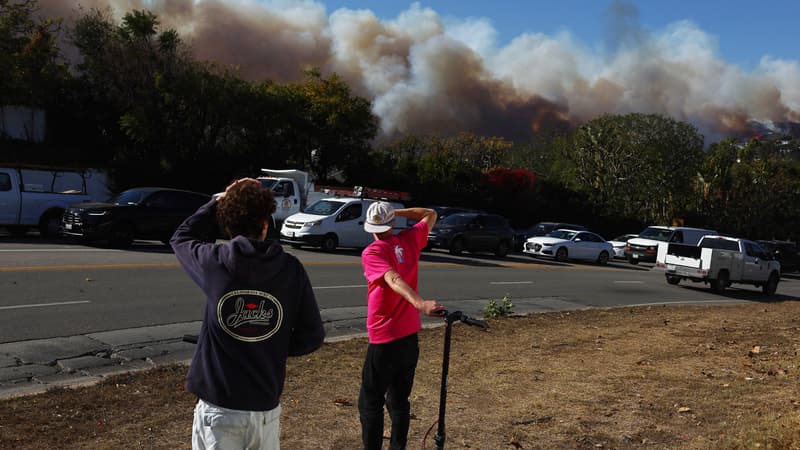 États-Unis: les images impressionnantes de l'incendie qui touche la Californie et provoque des évacuations