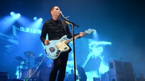 Brian Molko, du groupe Placebo en 2017, sur la scène du Printemps de Bourges.