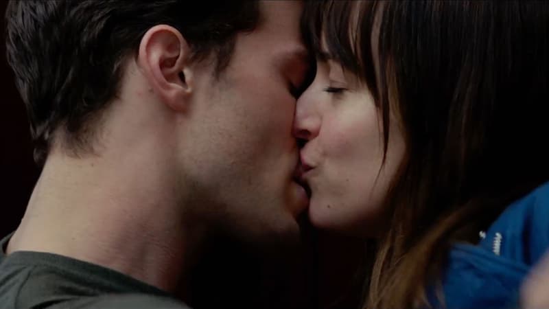 Jamie Dorman et Dakota Johnson dans "Fifty Shades of Grey".