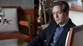 Eric de Chassey, qui préside la Villa Médicis à Rome, est l'époux d'une amie proche de Julie Gayet. 