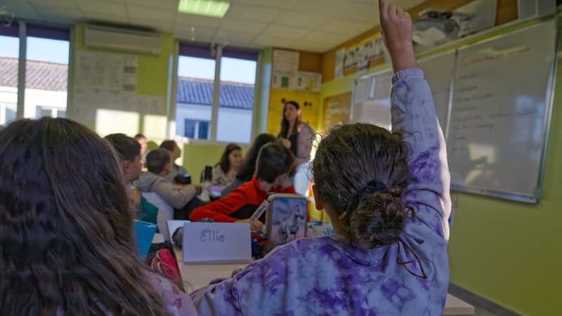 "Une situation inédite": l'Éducation nationale ne recrute plus de profs de langue russe, et ça interroge