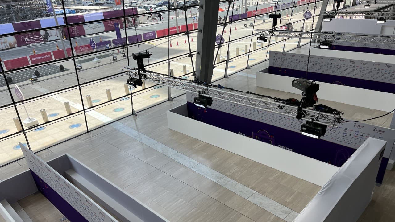 La zone médias du Centre de congrès de Doha pour le tirage au sort de la Coupe du monde, le 1er avril 2022