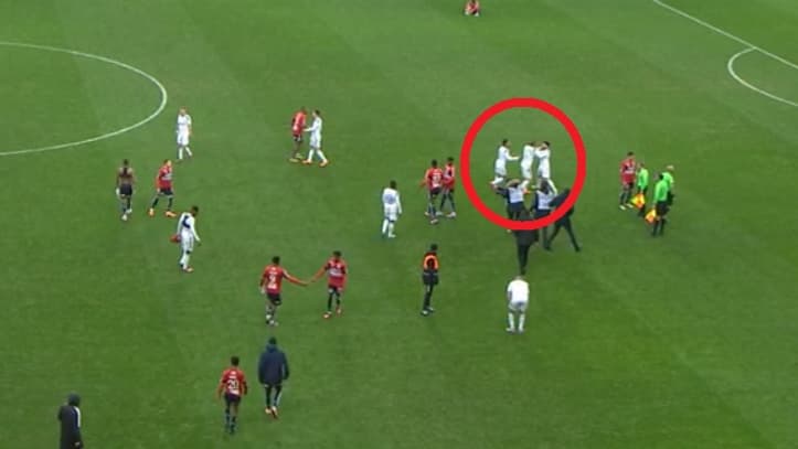 L'altercation entre Liénard et Kandil après Lille-Strasbourg L'altercation entre Liénard et Kandil après Lille-Strasbourg
