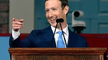 Mark Zuckerberg a reçu les honneurs de la prestigieuse université d'Harvard.