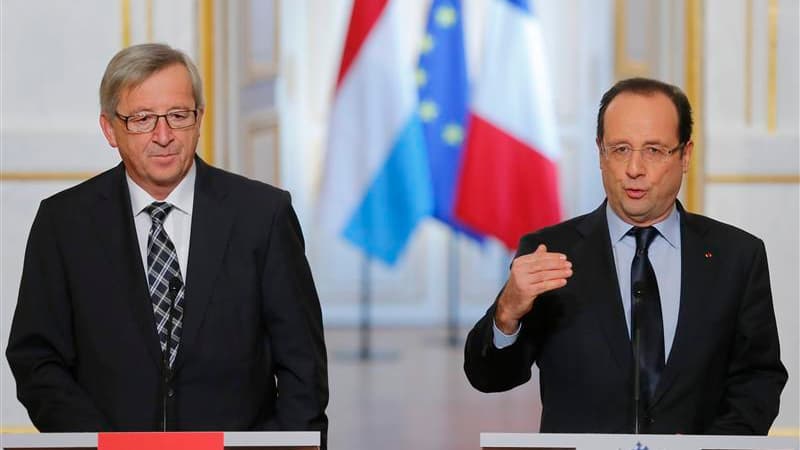 François Hollande et le Premier ministre luxembourgeois Jean-Claude Juncker ont prôné mardi, lors d'une conférence de presse organisée à l'Elysée, la création d'un front commun européen pour empêcher le PDG d'ArcelorMittal, Lakshmi Mittal, de jouer un pay
