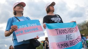 Un rassemblement lors de de la Journée de visibilité transgenre, le 31 mars 2025, à Washington, aux États-Unis.