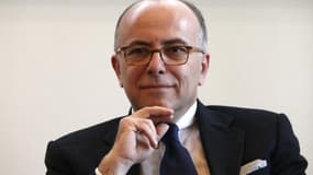 Le redressement des comptes de la France se dessine, estime Bernard Cazeneuve, dans un entretien publié samedi par le journal Le Monde. Les propos du nouveau ministre du Budget sont publiés au lendemain de l'annonce d'un dérapage surprise du déficit publi