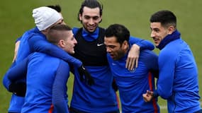 Verratti, Pastore, Dani Alves et Yuri Berchiche le 5 mars 2018 au camp des Loges