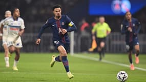 Warren Zaïre-Emery lors de PSG-Strasbourg, le 17 octobre 2025.
