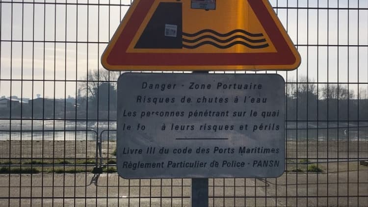 À Nantes, les Quai Wilson ne sont plus accessibles et sont encadrés de barrières. À Nantes, les Quai Wilson ne sont plus accessibles et sont encadrés de barrières.
