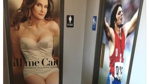 Les portes des toilettes du Dodie's Place Cajun Bar & Grill Les portes des toilettes du Dodie's Place Cajun Bar & Grill