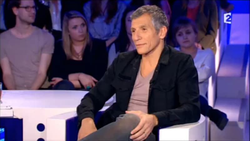 Nagui sur le plateau de l'émission "On n'est pas couché".