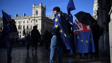 Britanniques et Européens semblaient encore très loin d'un accord sur leur relation post-Brexit après un troisième cycle de négociation jugé "très décevant" et sans progrès majeur cette semaine, au cours duquel le ton est monté.