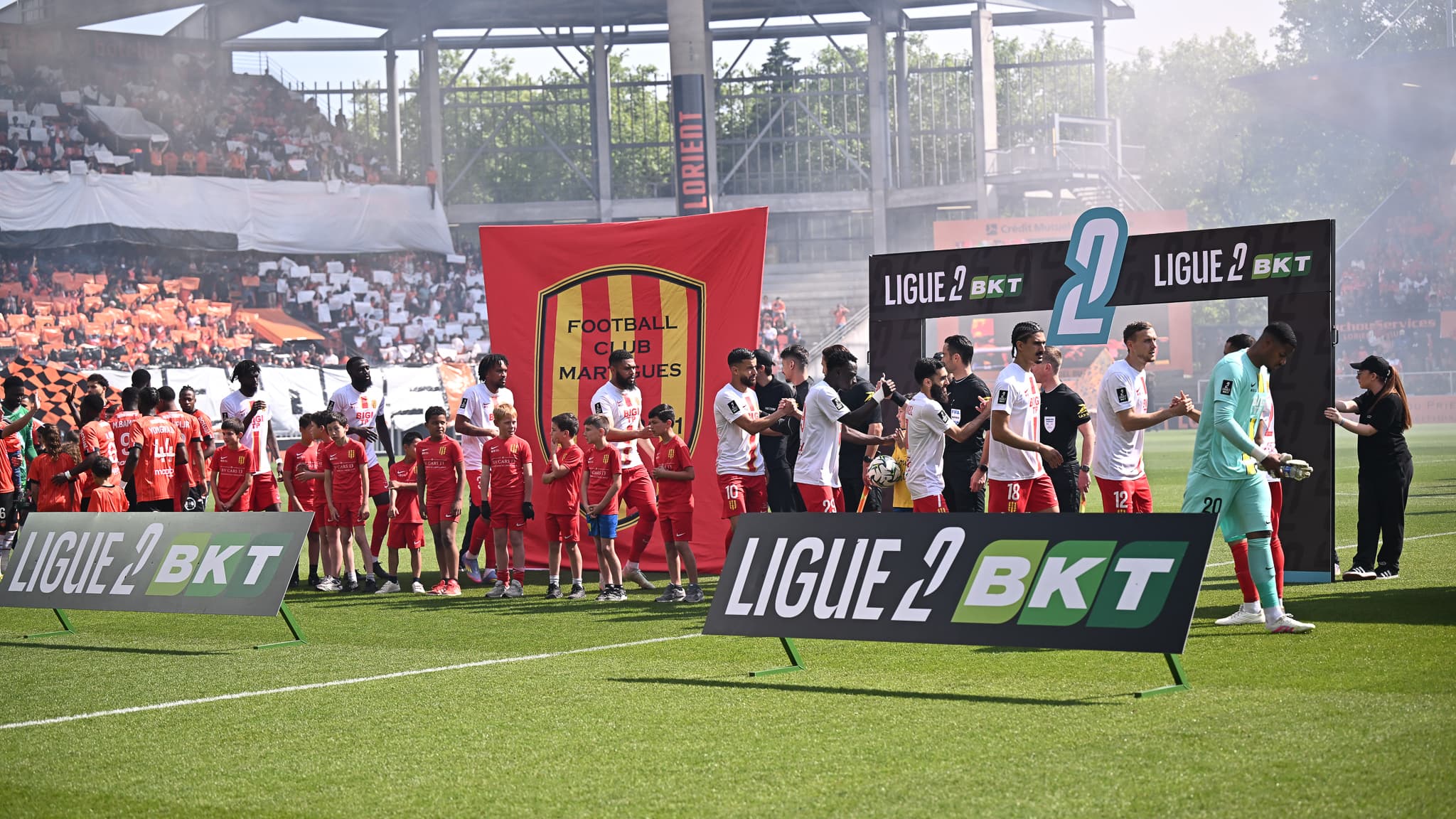 Après sa rétrogradation en R1, Martigues risque de descendre encore bien  plus bas
