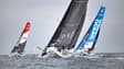 De gauche à droite: Alexis Loison (Groupe Reel), Leo Bothorel (Centre Excellence Voile-Secours Populaire'" et Alexis Thomas "Wings of the Ocean" sur la Solitaire du Figaro, le 7 septembre 2025