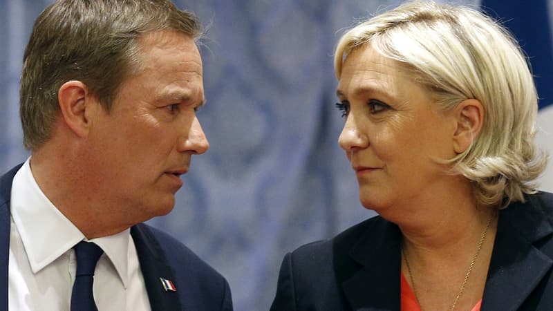 Nicolas Dupont-Aignan et Marine Le Pen le 29 avril 2017 pendant la campagne présidentielle.