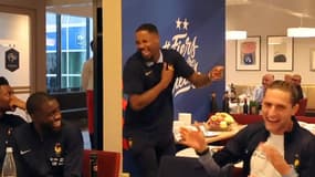 Mike Maignan a fêté son anniversaire dans une belle ambiance avec l'équipe de France, le 3 juillet 2024