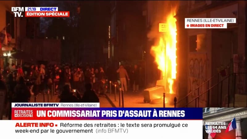 Rennes: la porte du commissariat incendiée par des manifestants radicaux en marge d'un rassemblement non autorisé