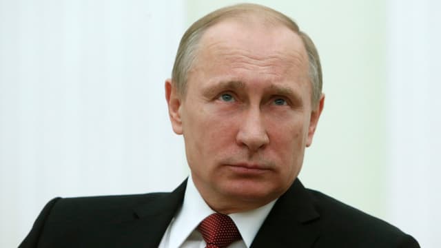 Vladimir Poutine assure qu'Athènes n'a pas demandé d'aide financière à son pays. 