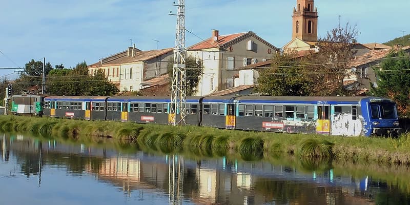 Train de la région Provence-Alpes-Côte d'Azur.